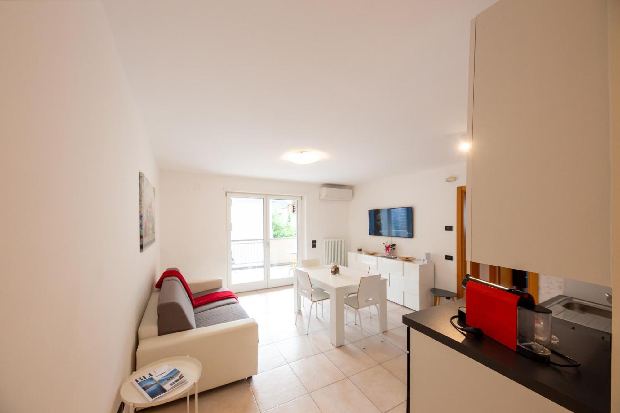 Sun & Fun Apartment - Morena ริวาเดลการ์ดา ภายนอก รูปภาพ